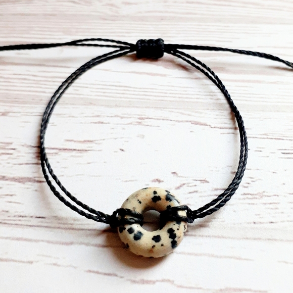 π3/$18π Dalmatian Jasper Donut Gemstone Bracelet - Picture 5 of 5